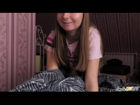 ❤️ Blondie tana tsotsar BFF's dinta sosai kuma ta sami Cum A Bakinta Batsa kawai ❌️